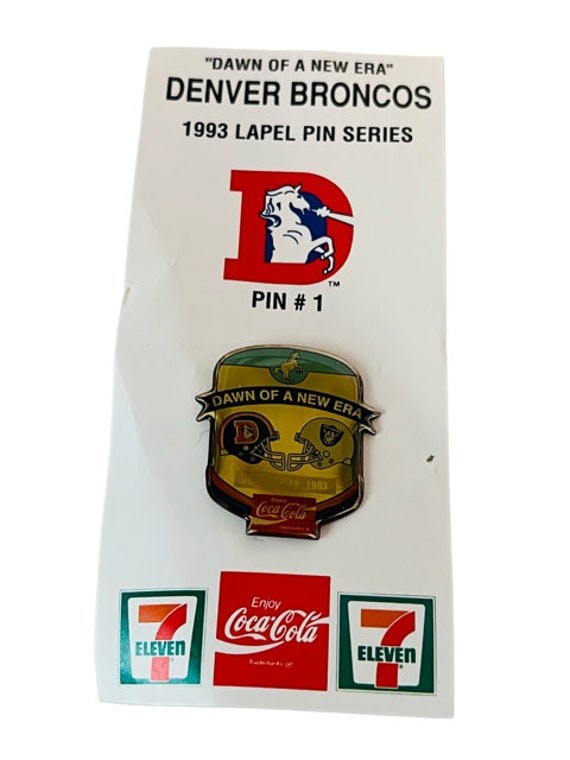 Denver Broncos pinback vtg Coke button pin Elway … - image 1