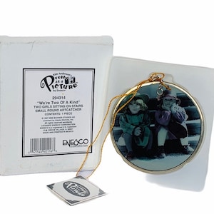 PRETTY AS A PICTURE Enesco figurine artist Kim Anderson art vintage collectible Christmas ornament Two of a Kind 294314 holiday nib box
