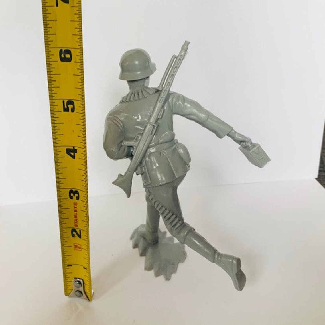 PLASTIC ARMY MEN Louis Marx 6 vintage toy soldier vtg Etsy