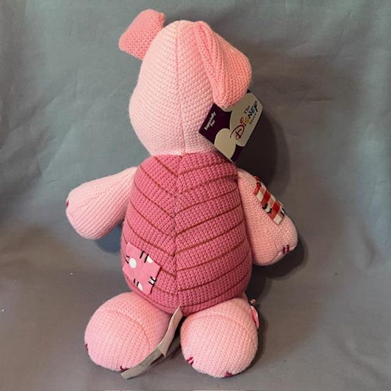 ディズニーストア ピグレット ぬいぐるみ くまのプーさん 新品未使用