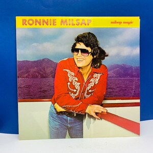 VINYL RECORD VINTAGE 33 rpm music album lp vtg in cover sleeve mcm 12 inch 12" Ronnie Milsap magic