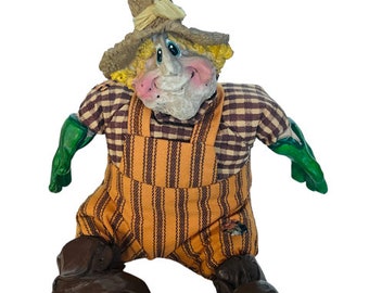 Halloween Scarecrow Scare E Crow shelf sitter figure Russ Berrie vtg creepy 1980