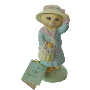 CAT KITTEN FIGURINE vintage porcelain sculpture decor collectible gift vtg mcm Hallmark 1987 anthropomorphic Joy to know Easter Basket