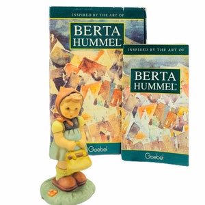GOEBEL HUMMEL FIGURINE vintage West Germany W sculpture statue decor nib box Berta art Christmas 301151 Proud Moment bh15 bonnet purse