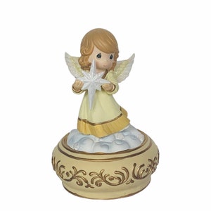 PRECIOUS MOMENTS FIGURINE Enesco vintage sculpture decor gift nib box porcelain bisque Christmas Joy to World music box musical holiday