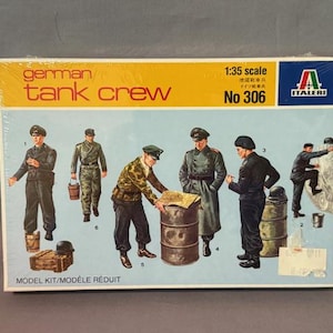Italeri German Tank Crew Model Kit Military 1/35 Scale 306 Factory SEALED Army