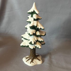 Vintage Department 56 Figurine Christmas Tree Display Cottage Town Village RARE