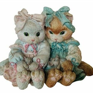 Cat Kitten Figurine anthropomorphic sculpture 1992 Enesco Calico Purr-fect Pair