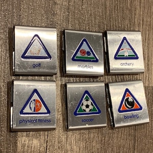 BOY SCOUTS PATCH vintage cub den memorabilia arm shoulder uniform badge emblem merit logo vtg mcm usa girl metal sliders awards pins