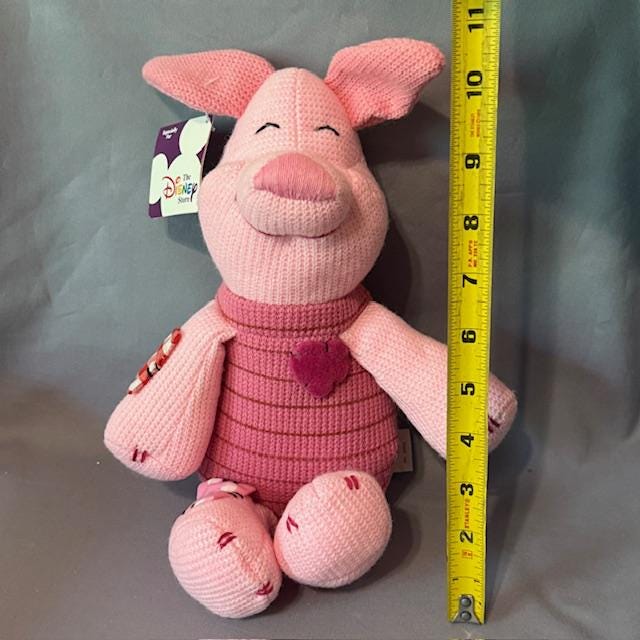 ディズニーストア ピグレット ぬいぐるみ くまのプーさん 新品未使用