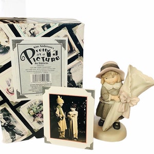 PRETTY AS A PICTURE Enesco porcelain figurine artist Kim Anderson art vintage sculpture collectible nib box candle holder let me light way