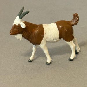 Vintage Plastic Farm Animal Britains Deetail 1972 Miniature Sheep Goat Lamb Horn