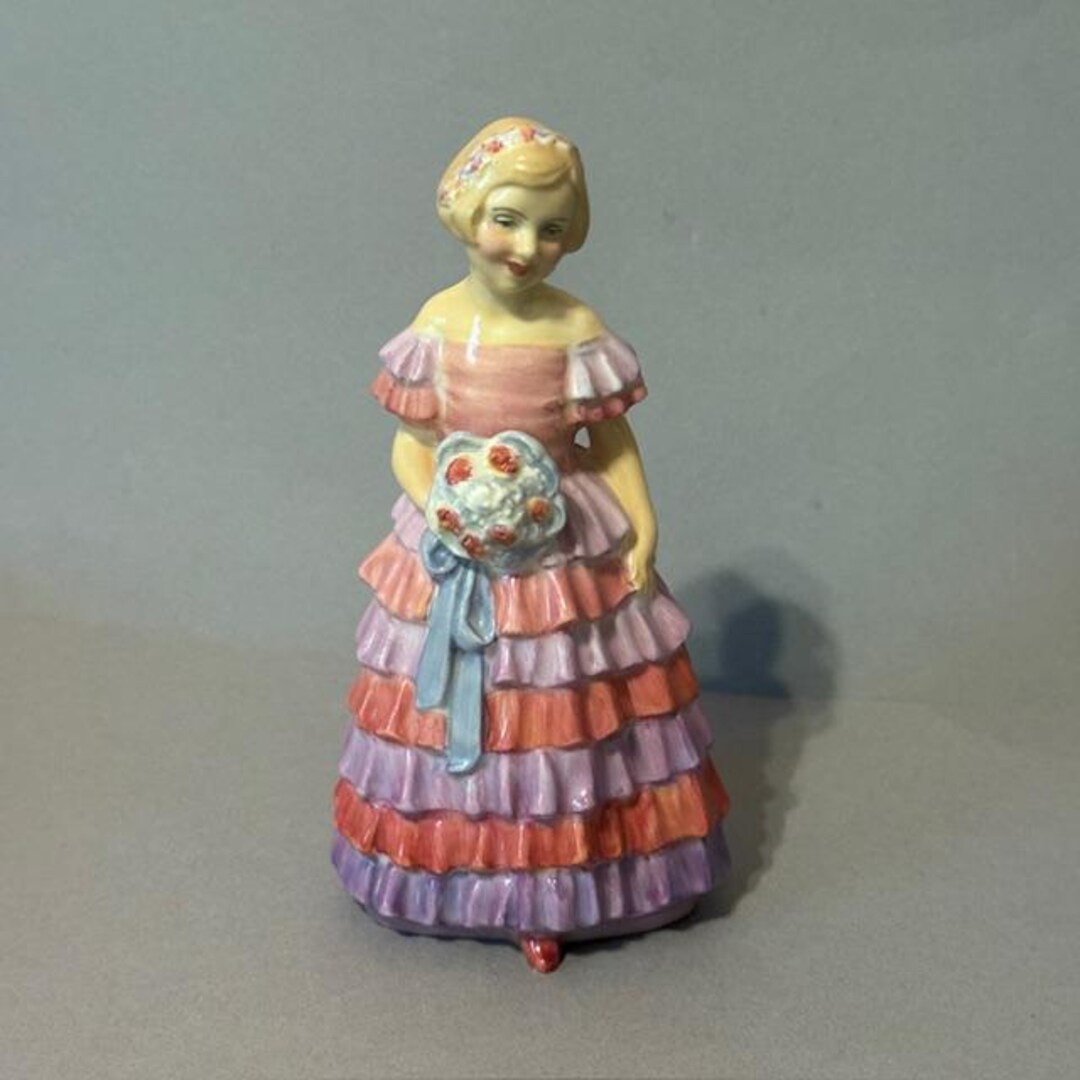 ヴィンテージ リトル ブライズメイド ロイヤル ドルトン フィギュア