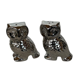 Silver Metal Owl salt pepper shakers figurals figurines great horned vtg mcm stoppers art deco