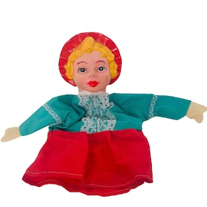 Mr Fred Rogers Neighborhood Hand Puppet Character Castle King Friday Sesame Street Jim Henson Muppets Vintage figure vtg Maiden bonnet BM3