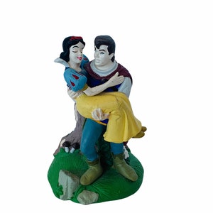 SNOW WHITE FIGURINE Classics cake topper seven 7 dwarfs dwarves vintage Walt Disney Store resin sculpture gift decor statue vtg Prince Carry