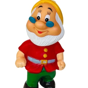Walt Disney toy figure squeaky Snow White Seven 7 Dwarfs vtg figurine Doc vtg