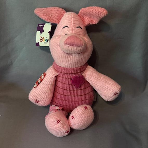 ディズニーストア ピグレット ぬいぐるみ くまのプーさん 新品未使用