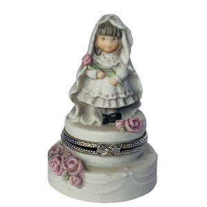 PRETTY AS A PICTURE Enesco figurine artist Kim Anderson art vintage collectible Promises of Love wedding ring holder jewelry box trinket