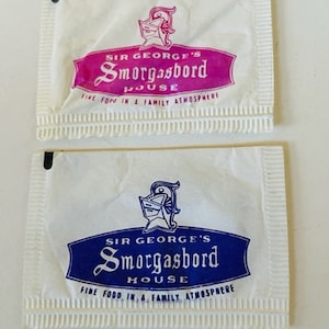 Holly Sugar Packet carta pubblicitaria vintage vtg food ephemera 1960s ristorante diner market memorabilia Sign Sir George Smorgasbord House
