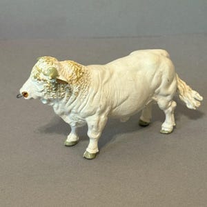 Vintage Plastic Farm Animal Britains Deetail 1972 Miniature White Bull Cow Nose Ring