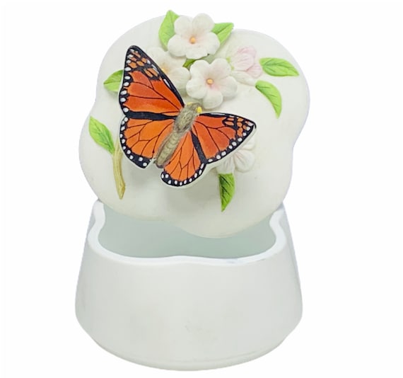 Vintage Otagiri Jewelry Box White Porcelain Hummingbird Flowers Handpainted Enamel Details PanchosPorch