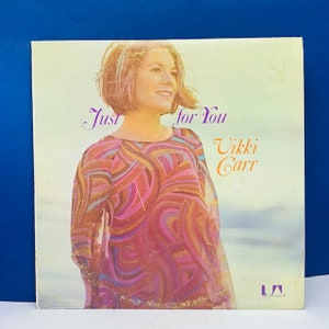 VINYL RECORD VINTAGE 33 rpm music album lp vtg in cover sleeve mcm 12 inch 12&quot; Vikki Carr Just for you