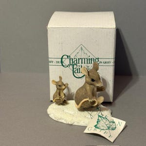 Vintage Charming Tails Figurine Mouse Fitz Floyd Christmas Follow Footsteps Mice