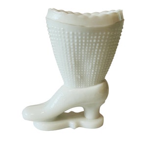 Fenton Glass Boot Shoe Heel Slipper figurine Boyds Westmoreland vtg Milk White