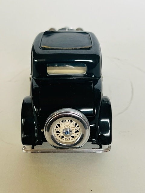 Franklin Mint - 1:24 - Ford V-8 1932 Coupé Deuce