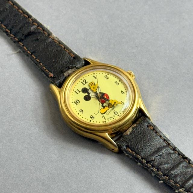 Vintage Lorus Mickey Mouse Watch - Etsy display picture 1