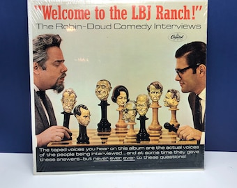 VINYL RECORD VINTAGE 33 rpm muziekalbum LP VTG cover mouw Welkom LBJ Ranch Comedy interviews Robin Doud