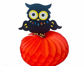 HALLOWEEN DECORATION SIGN 1960s vintage teacher school wall hanging decor Beistle vtg anthropomorphic Denmark Owl fold out pumpkin AC1