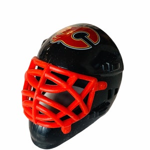 MINIATURE HOCKEY HELMET Nhl Mask Candy vending machine mini Franklin sports memorabilia decor prize charm Calgary Flames Fleury