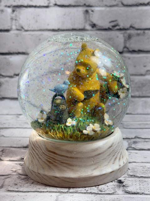 Vintage Winnie the Pooh Snow Globe - Etsy