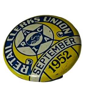Retail Clerks Trade Union Pin Button Pinback Bastian Bros vtg September 1952 USA antique