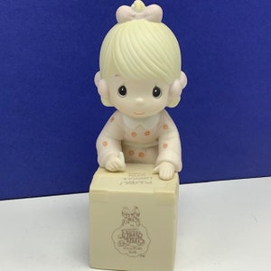 PRECIOUS MOMENTS FIGURINE Enesco Vintage Statue Skulptur Dekor Samuel Metzger 1987 Sharing ist universell E-0107 Charter Mitglied Box Geschenk