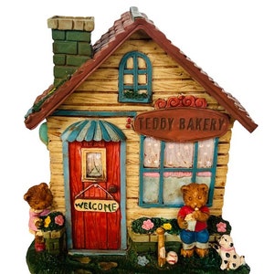 Teddy Town Bear Figurine Anthropomorphic Bakery Cottage Russ Berrie Welcome Home