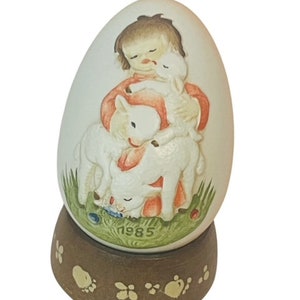Anri Ferrandiz Italy Hand Carved Egg Figurine Vtg Signed RARE Stand Lamb Sheep
