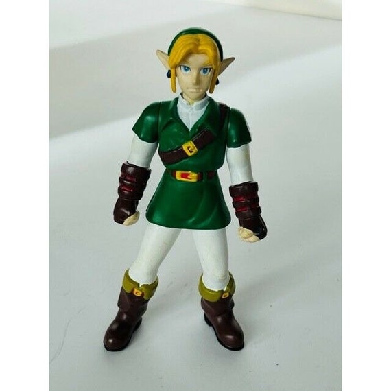 Screenshot of Link as an adult from Ocarina of Time (Nintendo, 1998).
