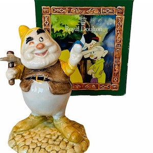 ROYAL DOULTON DISNEY klassiekers Sneeuwwitje zeven 7 dwergen dwergen vintage porseleinen beeldje sculptuur originele doos Engeland standbeeld Happy sw12