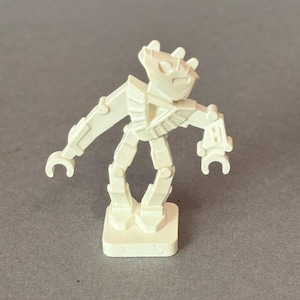 Vintage Lego Minifigure Figure Bionicle Mini Toa Hordika Nuju 2004 White Robot 51640