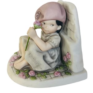 Pretty as Picture Figurine Kim Anderson Enesco Wish Future You bookend book end