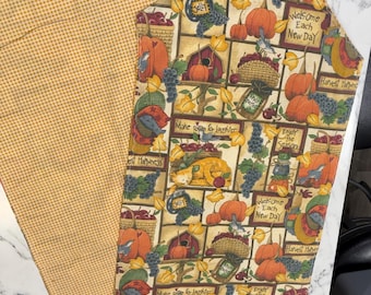 Tischläufer mit Herbstmotiv | Gesteppte Kürbis-Tischdekoration für Thanksgiving
