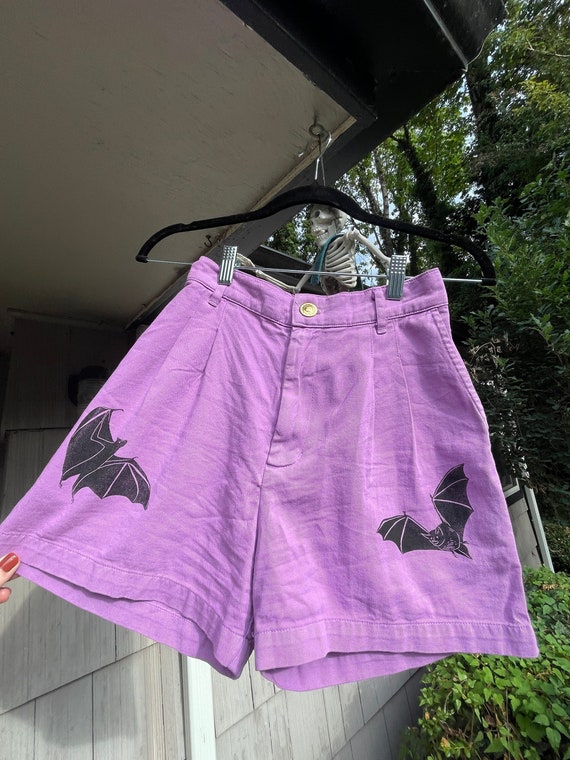 BAT SHORTS, Big Bud Press, Big Bud Press Shorts, purple, bat!, bats, halloween, autumn, fall, linocut, purple shorts, block print