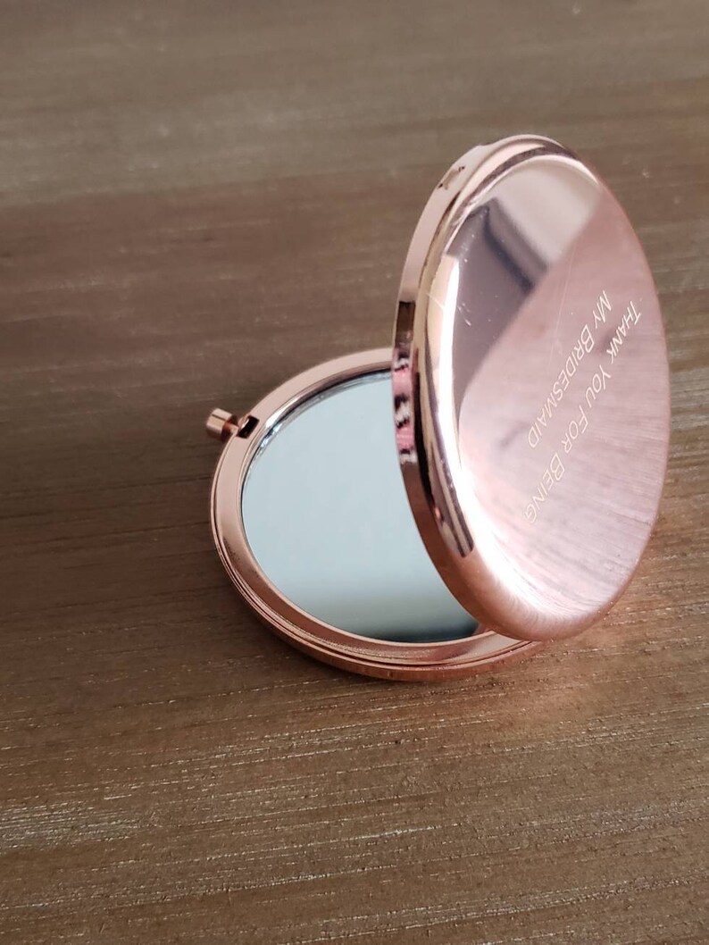 Makeup Compact Mirror Free Shipping For A Limited Time Paper Party Supplies Party Favors Games Vadel Com