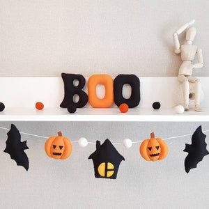 Halloween Decorations, Felt Bat Pumpkin Garland, Spooky decor, Halloween Home Decor, Fireplace mantel decor, image 2