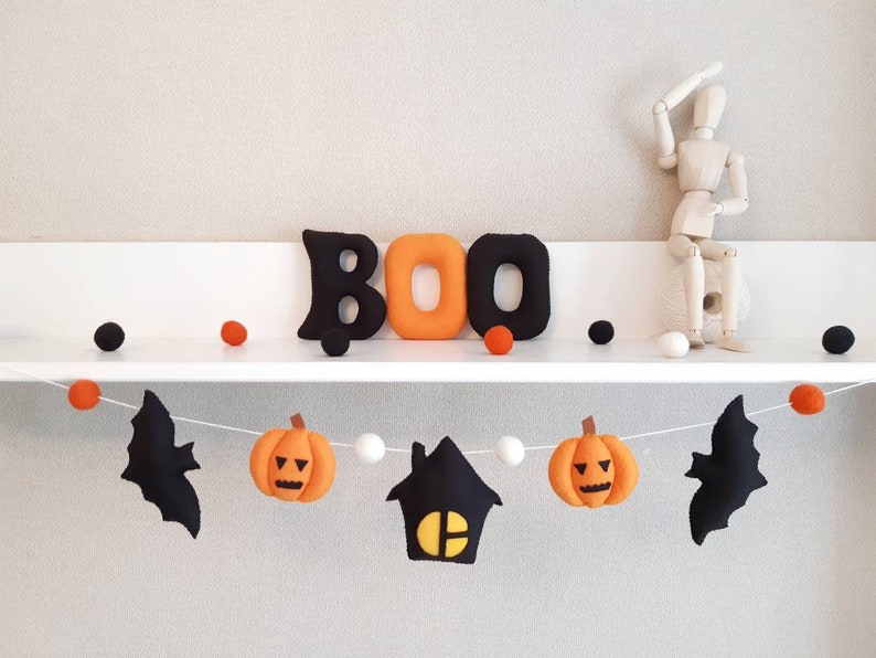 Halloween Decorations, Felt Bat Pumpkin Garland, Spooky decor, Halloween Home Decor, Fireplace mantel decor, image 2