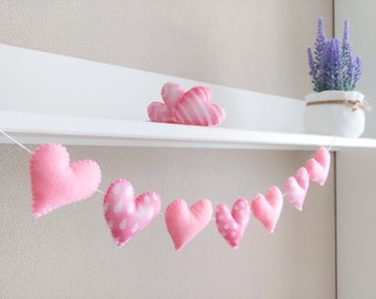 Valentines Day Decor, Valentines garland, Heart Decorations, Valentines gift, Heart garland, Felt garland, Fireplace mantel decor