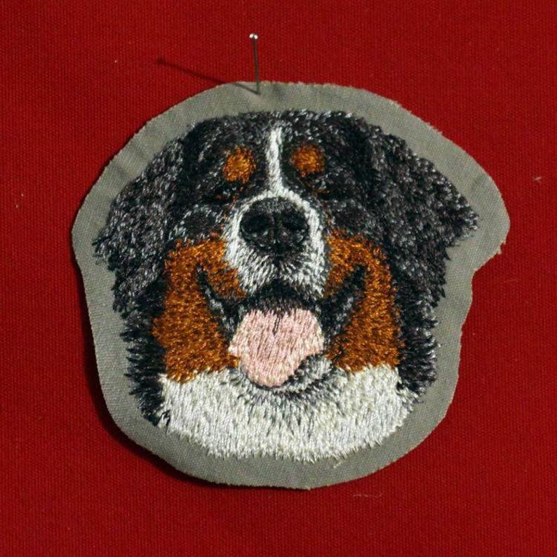 Bouvier Bernoisécusson Patch Brodé Race De Chien Bouvier Suisse Broderie Machine Thermocollant Ou à Coudre By Team Numerik